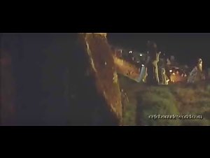 Sandrine Holt Outdoor , Couple scene in Rapa Nui (1994) 5