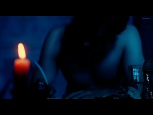 Vicky Krieps in Die Vermessung der Welt (2012) 4