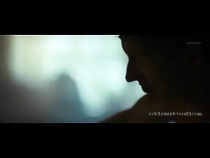 Victoria Carmen Sonne in I blodet (2016) 12