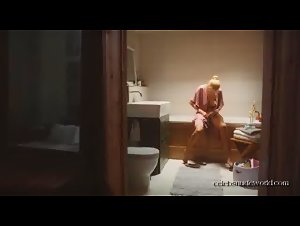 Aleksandra Rebenok in Do svidaniya mama (2014) 8
