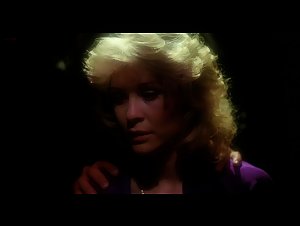 Beverly Warren , Elisabeth Brooks in Howling (1981) 1