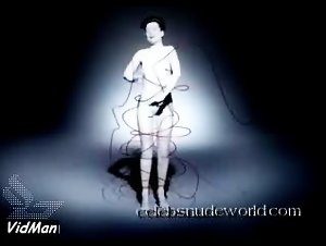 Bjork in Cocoon (music video) (2002) 10