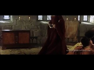 Carolina Bona in Juana la Loca (2001) 3