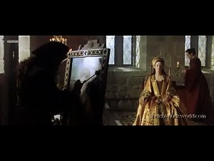 Carolina Bona in Juana la Loca (2001) 7