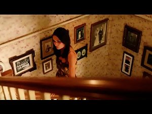 Deborah Ann Woll Sexy Dress , Cleavage in True Blood (series) (2008) 9
