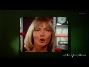 Elke Neidhart in Alvin Purple (1973) 13