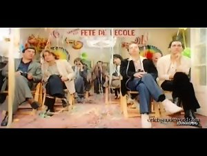 Elodie Delage in Les petites ecolieres (1980) 15