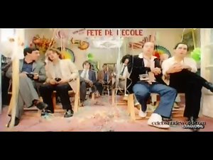 Elodie Delage in Les petites ecolieres (1980) 4