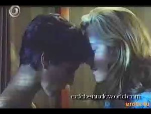 Greta Scacchi in La donna della luna (1988) 3