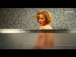 Gretchen Mol Shower , boobs in An American Affair (2008) 5
