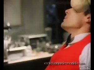 Griffin Drew , Michelle von Flotow in Sex Files: Alien Erotica 2 (2000) 1