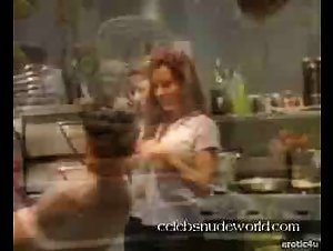 Griffin Drew , Michelle von Flotow in Sex Files: Alien Erotica 2 (2000) 5