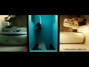 Jelena Gavrilovic , Rie Rasmussen in Human Zoo (2009) 18