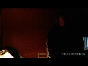 Maria Bonnevie in Oyenstikker (2013) 14