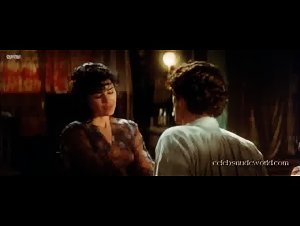 Maria Conchita Alonso in House of the Spirits (1993) 2