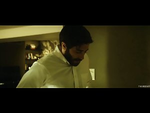Sarah Gadon nude, side boobs scene in Enemy (2013) 7