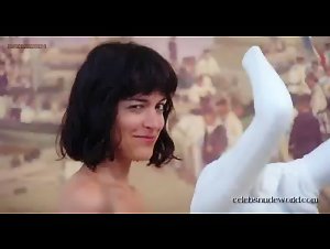 Vimala Pons in La fille du 14 juillet (2013) 15