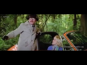 Virginie Vignon in Le jeu avec le feu (1975) 1