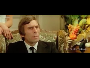 Virginie Vignon in Le jeu avec le feu (1975) 14