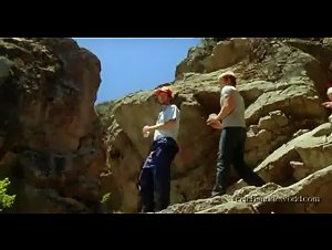 Carrie Minter , Casey Durkin in Dukes of Hazzard: The Beginning (2007) 5