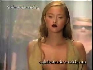 Devon Aoki nipslip scene in Catwalk (2002) 15