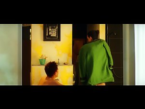 Leni Speidel bathtub , nude scene in Voyage (2013) 11