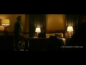 Rooney Mara Brunette , Butt in Girl with the Dragon Tattoo (2011) 10