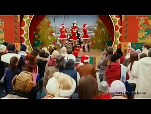 Alia Shawkat , Kelly Aldridge , Sabrina Aldridge in Deck the Halls (2006) 10