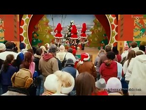 Alia Shawkat , Kelly Aldridge , Sabrina Aldridge in Deck the Halls (2006) 11