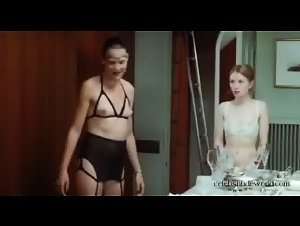 Bridgette Barrett , Emily Browning , Hannah Bella Bowden , Lauren Orrell , Natalia Siwek , Sarah Kin 19