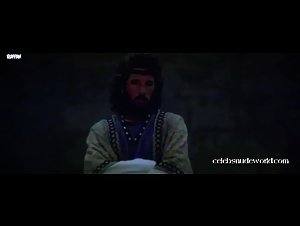 Alice Krige in King David (1985) 8