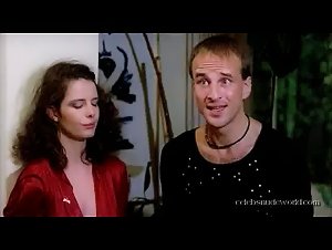 Brigitte Petronio in La casa sperduta nel parco (1980) 15