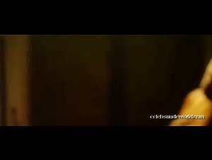 Cassandra Cruz , Gabriella Wilde in Squatters (2014) 19