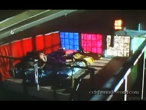 Diana Frank , Tanya Newbould in Dead of Night (1996) 13