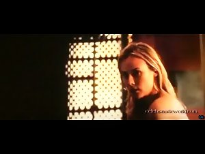 Diane Kruger Blonde , Nice Butt in L'age des tenebres (2007) 5