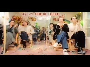Catherine Greiner , Celine Galone in Les petites ecolieres (1980) 19