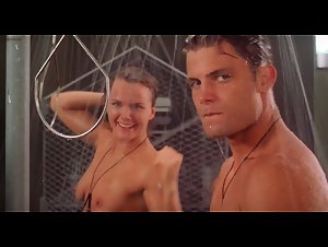Dina Meyer in Starship Troopers (1997) 1