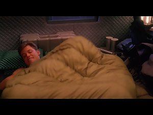 Dina Meyer in Starship Troopers (1997) 19