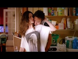 Emmy Rossum from behind , hot scene in Shameless (2011) 11