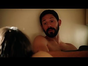 Emmy Rossum chating , bed scene in Shameless (2011) 3