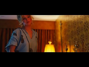 Jennifer Lawrence in American Hustle (2013) 10