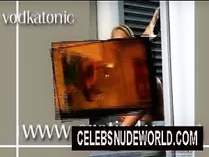 Kaylynn Bathtub , Sex Toy in Confessions of an Adult Star (2005) 20
