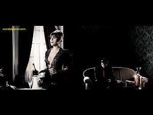Eva Mendes Nude Scene In The Spirit Movie 14