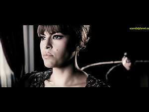 Eva Mendes Nude Scene In The Spirit Movie 16
