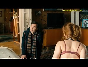 Vica Kerekes Nude Sex In Muzi V Nadeji 4