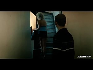 Maggie Gyllenhaal in The Deuce S01E01 1
