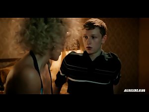 Maggie Gyllenhaal in The Deuce S01E01 17
