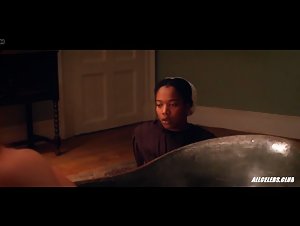 Florence Pugh nude, butt scene in Lady Macbeth 9