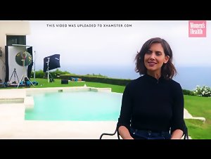 Alison Brie sexy photoshot in Women's Health 8