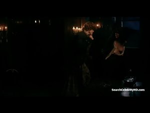 Caitriona Balfe in Outlander (2015) S01e09 6